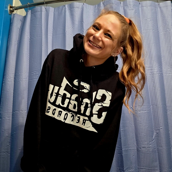 Meet your Posher, Alyssa - Picture 1 of 1